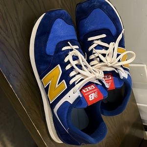 Brand new, just out of market New Balance 541. Can’t find it anywhere.